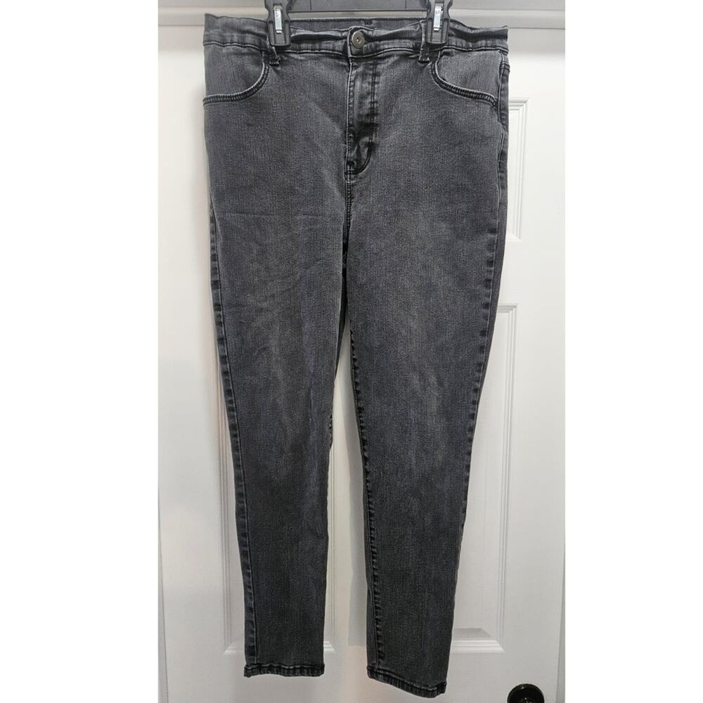 No Boundaries Dark Gray Skinny Jeans